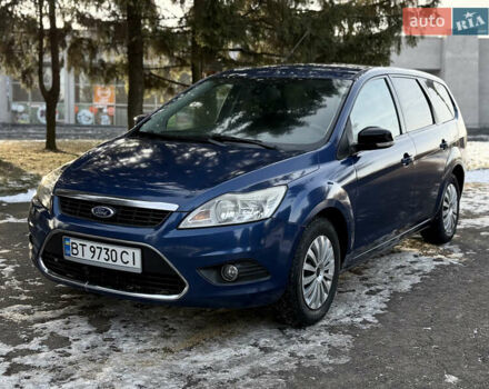 Синий Форд Фокус, объемом двигателя 1.6 л и пробегом 200 тыс. км за 4499 $, фото 1 на Automoto.ua