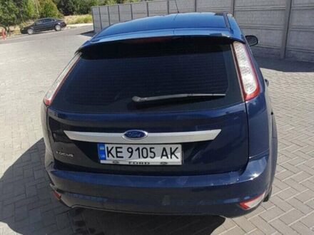 Синій Форд Фокус, об'ємом двигуна 2 л та пробігом 180 тис. км за 5000 $, фото 1 на Automoto.ua
