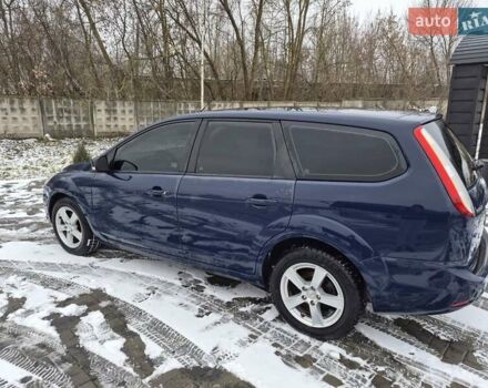 Синий Форд Фокус, объемом двигателя 1.6 л и пробегом 173 тыс. км за 6000 $, фото 1 на Automoto.ua