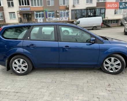Синий Форд Фокус, объемом двигателя 2 л и пробегом 350 тыс. км за 2400 $, фото 1 на Automoto.ua