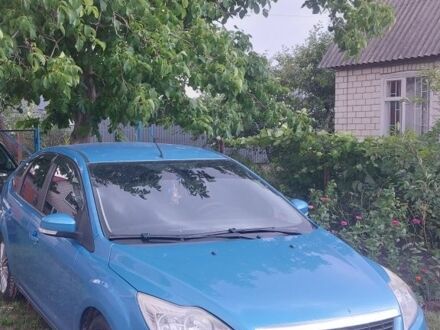 Синий Форд Фокус, объемом двигателя 1.6 л и пробегом 230 тыс. км за 6000 $, фото 1 на Automoto.ua