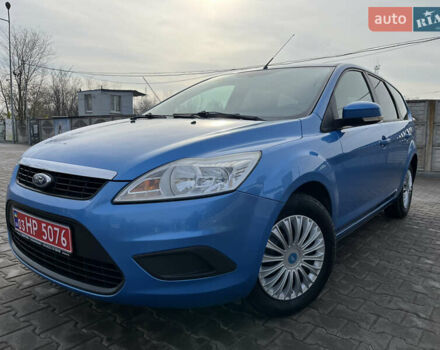 Синий Форд Фокус, объемом двигателя 1.6 л и пробегом 199 тыс. км за 6399 $, фото 1 на Automoto.ua