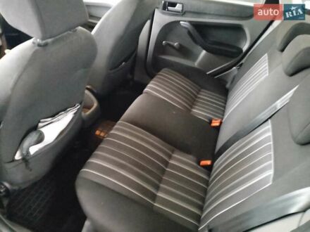 Синий Форд Фокус, объемом двигателя 1.4 л и пробегом 187 тыс. км за 5500 $, фото 1 на Automoto.ua