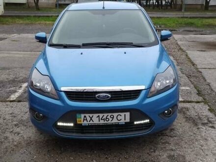 Форд Фокус 2010 в Мукачеве на Automoto.ua Синий Форд Фокус, объемом двигателя 1.6 л и пробегом 101 тыс. км за 6199 $, фото 1 на Automoto.ua