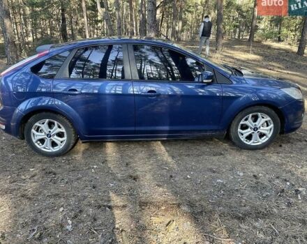 Синий Форд Фокус, объемом двигателя 1.6 л и пробегом 300 тыс. км за 5200 $, фото 1 на Automoto.ua