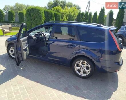 Синий Форд Фокус, объемом двигателя 2 л и пробегом 270 тыс. км за 6800 $, фото 1 на Automoto.ua