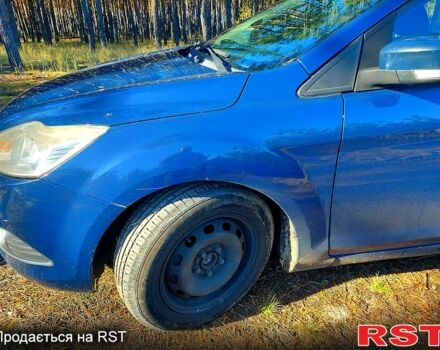 Синий Форд Фокус, объемом двигателя 1.6 л и пробегом 335 тыс. км за 5170 $, фото 1 на Automoto.ua