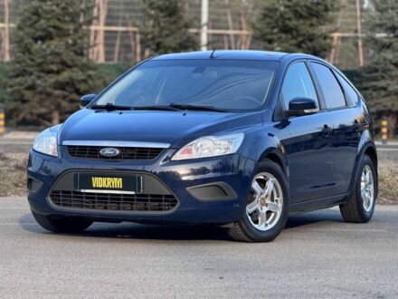 Синий Форд Фокус, объемом двигателя 1.4 л и пробегом 136 тыс. км за 5350 $, фото 1 на Automoto.ua