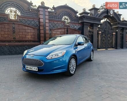 Синий Форд Фокус, объемом двигателя 0 л и пробегом 125 тыс. км за 6699 $, фото 1 на Automoto.ua