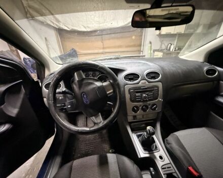 Синій Форд Фокус, об'ємом двигуна 1.6 л та пробігом 280 тис. км за 2250 $, фото 1 на Automoto.ua