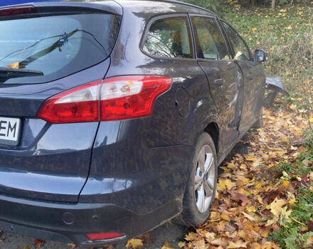 Синий Форд Фокус, объемом двигателя 1.56 л и пробегом 139 тыс. км за 3000 $, фото 1 на Automoto.ua