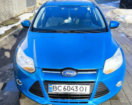 Синий Форд Фокус, объемом двигателя 2 л и пробегом 200 тыс. км за 7000 $, фото 1 на Automoto.ua