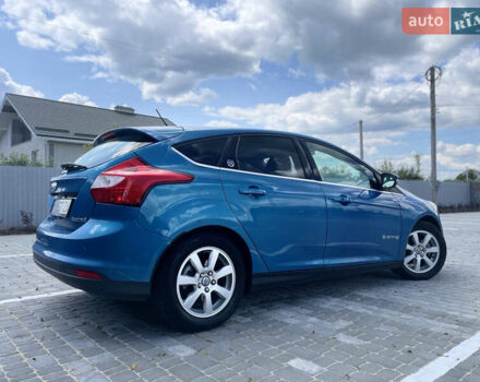 Синий Форд Фокус, объемом двигателя 0 л и пробегом 120 тыс. км за 7950 $, фото 1 на Automoto.ua