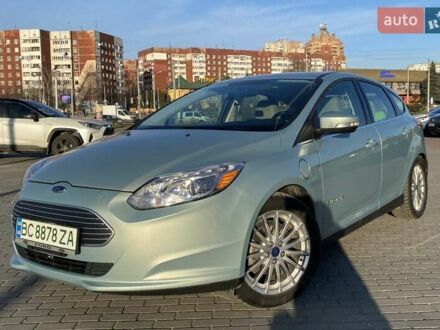 Синий Форд Фокус, объемом двигателя 0 л и пробегом 114 тыс. км за 5000 $, фото 1 на Automoto.ua