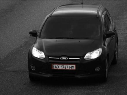 Форд Фокус 2013 в Харькове на Automoto.ua Синий Форд Фокус, объемом двигателя 1.6 л и пробегом 190 тыс. км за 8000 $, фото 1 на Automoto.ua
