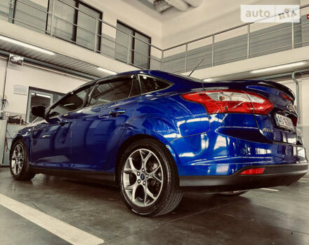 Синій Форд Фокус, об'ємом двигуна 2 л та пробігом 90 тис. км за 8299 $, фото 1 на Automoto.ua