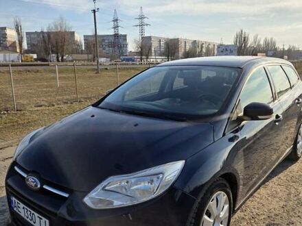 Форд Фокус 2013 у Дніпро (Дніпропетровську) на Automoto.ua Синій Форд Фокус, об'ємом двигуна 1.6 л та пробігом 225 тис. км за 6950 $, фото 1 на Automoto.ua
