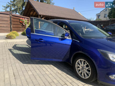 Синий Форд Фокус, объемом двигателя 1.6 л и пробегом 252 тыс. км за 8080 $, фото 1 на Automoto.ua