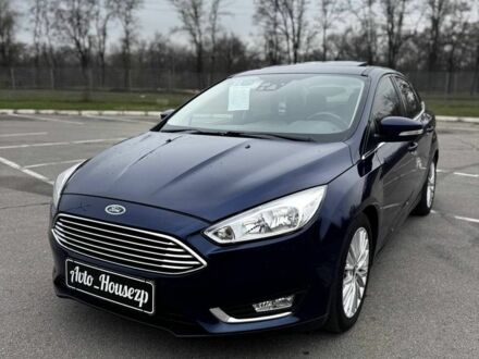 Синий Форд Фокус, объемом двигателя 0 л и пробегом 112 тыс. км за 9000 $, фото 1 на Automoto.ua