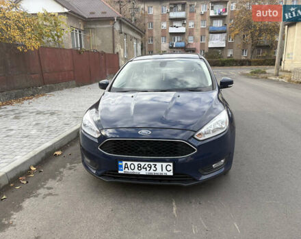 Синий Форд Фокус, объемом двигателя 1.5 л и пробегом 165 тыс. км за 8800 $, фото 1 на Automoto.ua