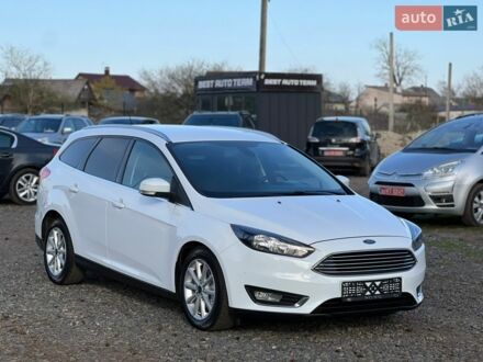 Синий Форд Фокус, объемом двигателя 1.5 л и пробегом 191 тыс. км за 9750 $, фото 1 на Automoto.ua