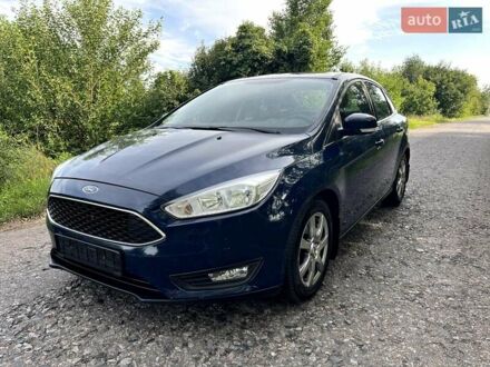 Форд Фокус 2017 у Черкасах на Automoto.ua Синій Форд Фокус, об'ємом двигуна 1.6 л та пробігом 82 тис. км за 8950 $, фото 1 на Automoto.ua