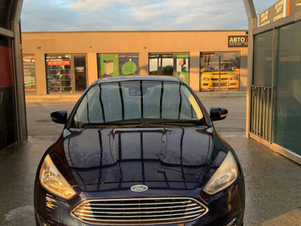 Синий Форд Фокус, объемом двигателя 2 л и пробегом 155 тыс. км за 8700 $, фото 1 на Automoto.ua