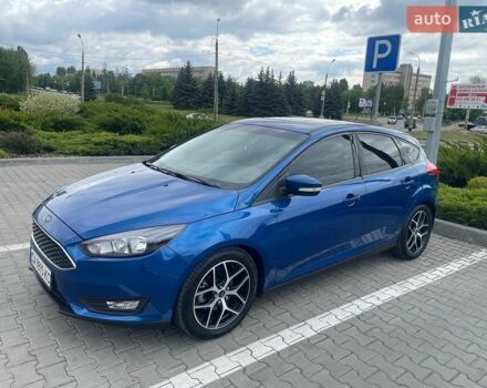 Синій Форд Фокус, об'ємом двигуна 2 л та пробігом 142 тис. км за 9500 $, фото 1 на Automoto.ua