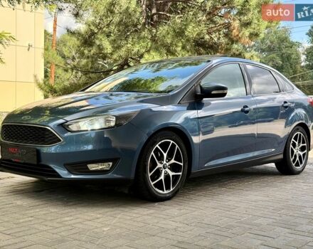 Синій Форд Фокус, об'ємом двигуна 2 л та пробігом 100 тис. км за 8300 $, фото 1 на Automoto.ua