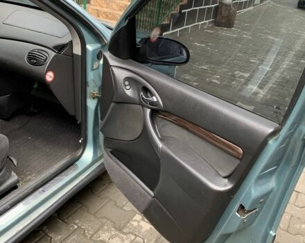 Зеленый Форд Фокус, объемом двигателя 1.8 л и пробегом 285 тыс. км за 999 $, фото 2 на Automoto.ua