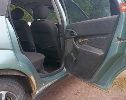 Зеленый Форд Фокус, объемом двигателя 1.6 л и пробегом 352 тыс. км за 3200 $, фото 9 на Automoto.ua