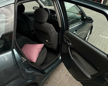 Зеленый Форд Фокус, объемом двигателя 1.6 л и пробегом 222 тыс. км за 3700 $, фото 5 на Automoto.ua