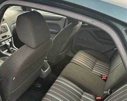 Зелений Форд Фокус, об'ємом двигуна 1.6 л та пробігом 200 тис. км за 4000 $, фото 6 на Automoto.ua