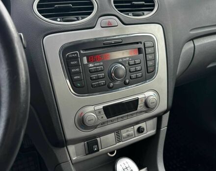 Зелений Форд Фокус, об'ємом двигуна 1.6 л та пробігом 200 тис. км за 4400 $, фото 2 на Automoto.ua