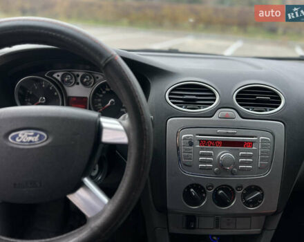 Зеленый Форд Фокус, объемом двигателя 1.6 л и пробегом 241 тыс. км за 4850 $, фото 10 на Automoto.ua