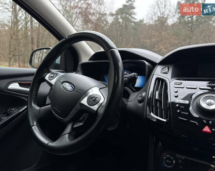 Зеленый Форд Фокус, объемом двигателя 0 л и пробегом 113 тыс. км за 8000 $, фото 14 на Automoto.ua