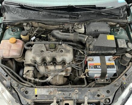 Зеленый Форд Фокус, объемом двигателя 2 л и пробегом 350 тыс. км за 2800 $, фото 7 на Automoto.ua