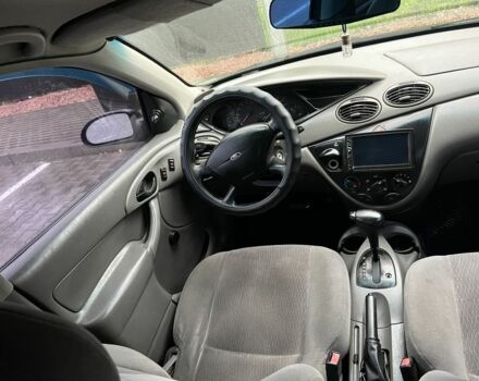 Зеленый Форд Фокус, объемом двигателя 2 л и пробегом 350 тыс. км за 2800 $, фото 3 на Automoto.ua