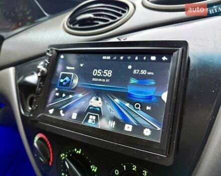 Зеленый Форд Фокус, объемом двигателя 2 л и пробегом 350 тыс. км за 2999 $, фото 46 на Automoto.ua