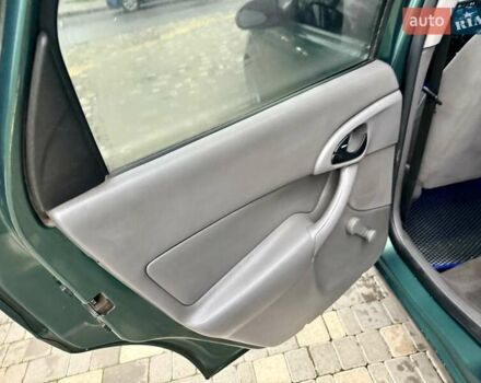 Зеленый Форд Фокус, объемом двигателя 2 л и пробегом 350 тыс. км за 2999 $, фото 59 на Automoto.ua