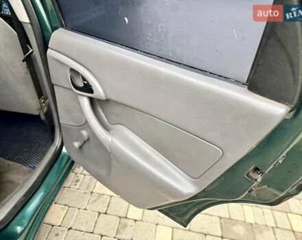 Зеленый Форд Фокус, объемом двигателя 2 л и пробегом 350 тыс. км за 2999 $, фото 53 на Automoto.ua