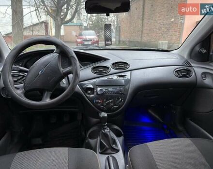 Зеленый Форд Фокус, объемом двигателя 1.8 л и пробегом 400 тыс. км за 2300 $, фото 1 на Automoto.ua