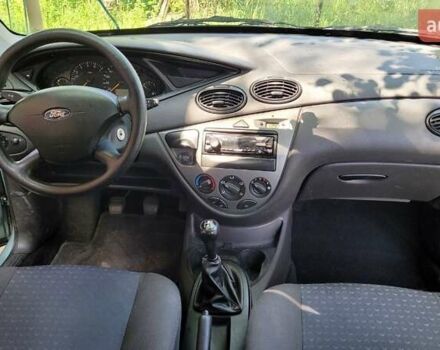 Зеленый Форд Фокус, объемом двигателя 1.6 л и пробегом 205 тыс. км за 3500 $, фото 5 на Automoto.ua