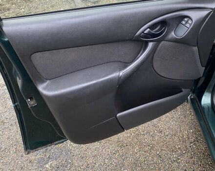 Зеленый Форд Фокус, объемом двигателя 1.8 л и пробегом 250 тыс. км за 2999 $, фото 15 на Automoto.ua