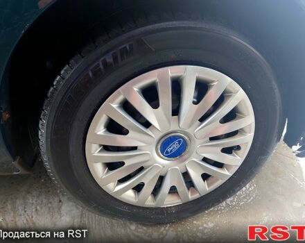 Зеленый Форд Фокус, объемом двигателя 1.6 л и пробегом 245 тыс. км за 4300 $, фото 6 на Automoto.ua