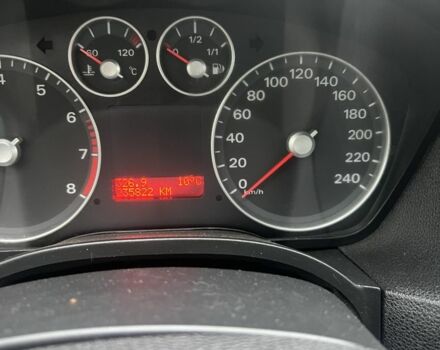 Зелений Форд Фокус, об'ємом двигуна 1.6 л та пробігом 245 тис. км за 4900 $, фото 3 на Automoto.ua