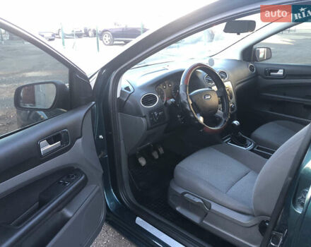 Зелений Форд Фокус, об'ємом двигуна 1.6 л та пробігом 333 тис. км за 4100 $, фото 8 на Automoto.ua