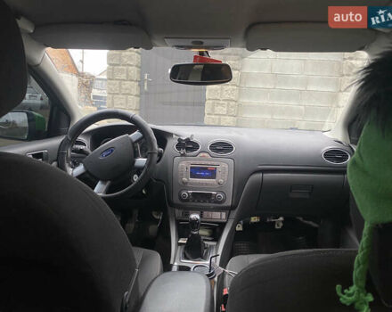 Зеленый Форд Фокус, объемом двигателя 1.6 л и пробегом 250 тыс. км за 5100 $, фото 1 на Automoto.ua