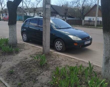 Зеленый Форд Фокус, объемом двигателя 1.4 л и пробегом 46 тыс. км за 3000 $, фото 1 на Automoto.ua