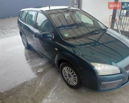 Зеленый Форд Фокус, объемом двигателя 1.6 л и пробегом 245 тыс. км за 3900 $, фото 1 на Automoto.ua